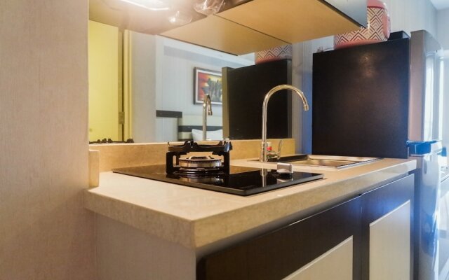 Private Studio Apartment Connected to Mall at Supermall Mansion