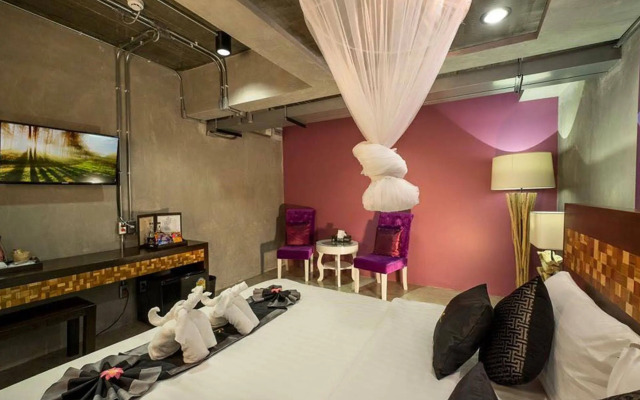 Thapae Loft