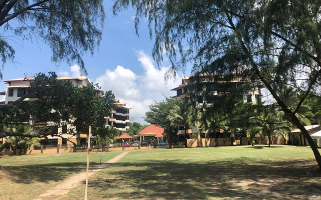 Samsuria Beach Resort & Residence