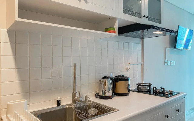 Minimalist And Cozy Studio Tamansari Iswara Apartment