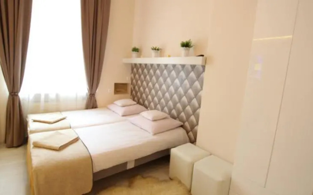 Rainbow Apartments 2