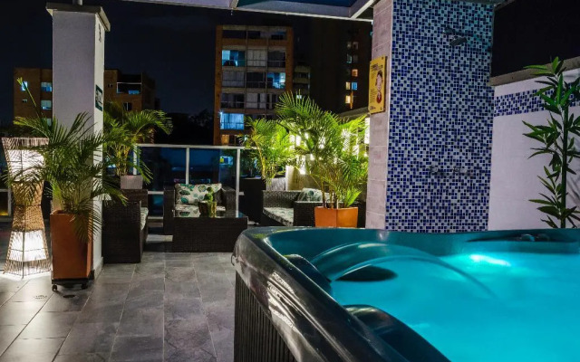 Hotel Laureles Plaza