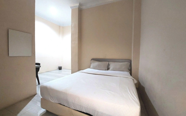 R Residence