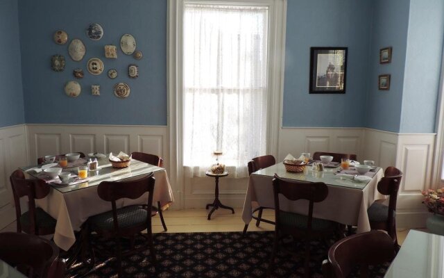 1880 Kaulbach House Historic Inn