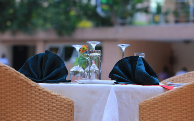 Lemigo Hotel