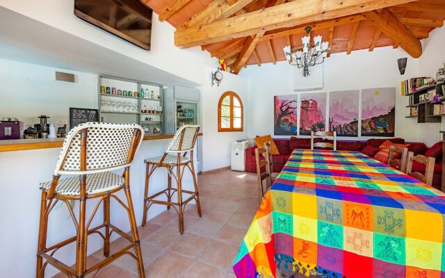 Casa Dina