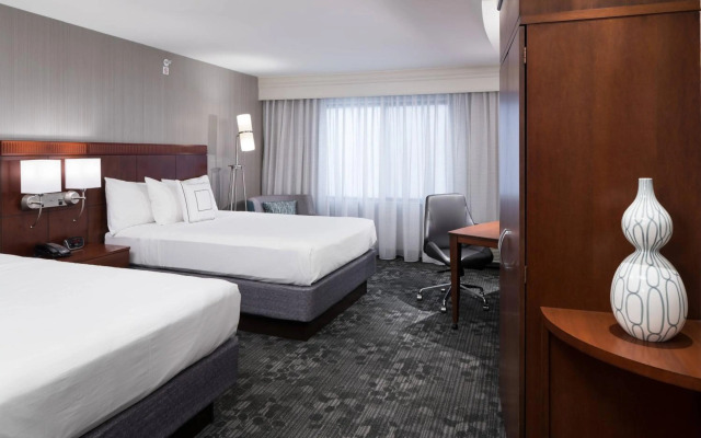 Courtyard by Marriott West Orange