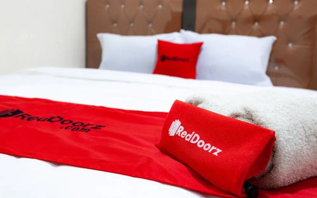 RedDoorz near Yuki Simpang Raya Mall Medan 2