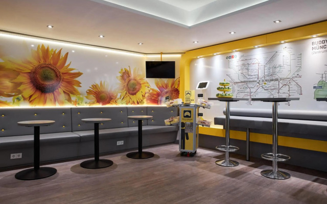 Buddy Hotel