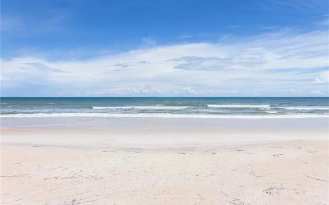 Seashell - Three Bedroom Home