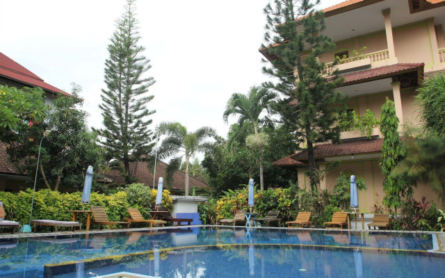 Lusa Hotel