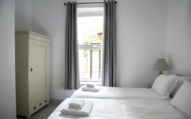 Oswald House deluxe 2 bedroom apartment