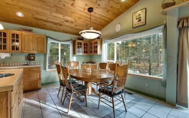 Sequoia Chalet 5 Bedroom Home