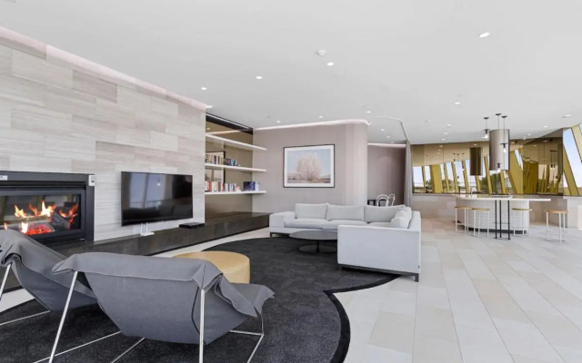 YARRA · YARRA Toorak Rd & Chapel St. Pool, Gym & Parking