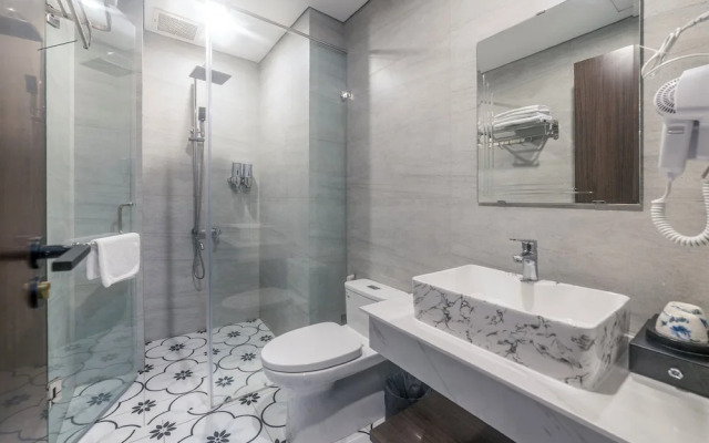 Green LP Hotel & Apartment