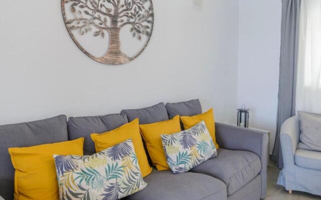 Casa Jacaranda El Gastor by Ruralidays