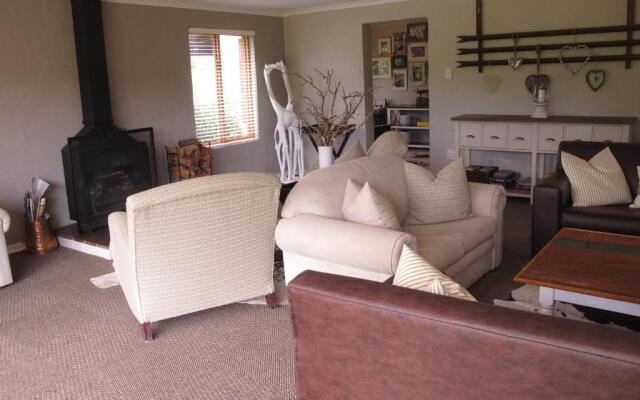 Midlands Forest Lodge