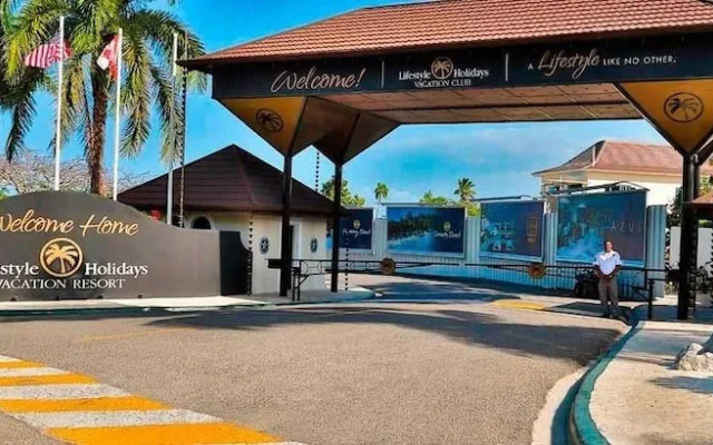 Crown Villas, All-Inclusive