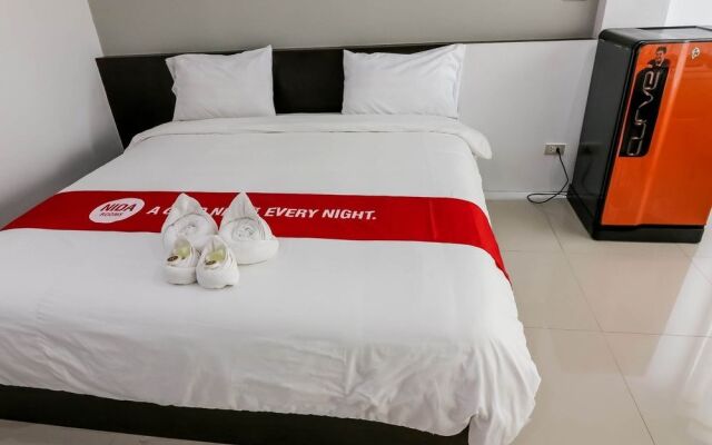 Nida Rooms City Center 319