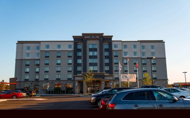 Hampton Inn & Suites by Hilton Bolton