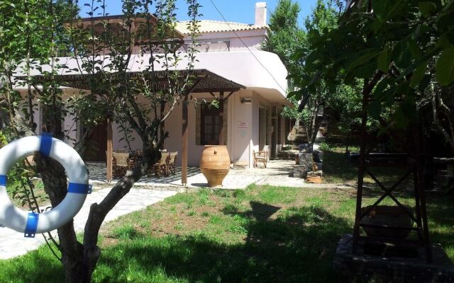 Zeus House Gaia