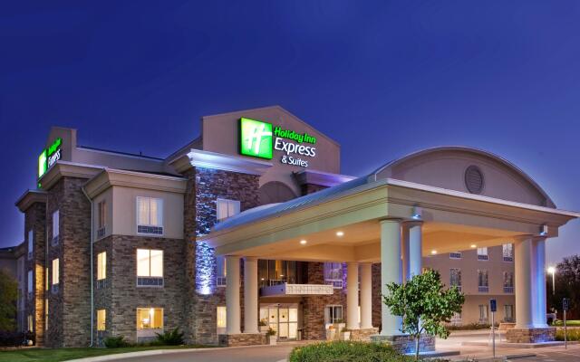 Holiday Inn Express Hotel & Suites East Wichita I-35 Andover, an IHG Hotel