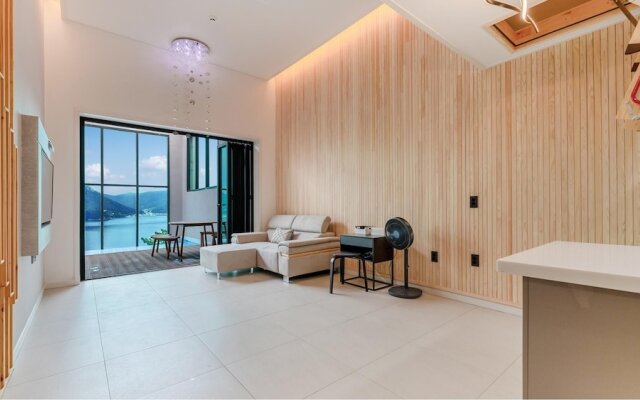 Tongyeong Saryangdo Elphis36 Poolvilla