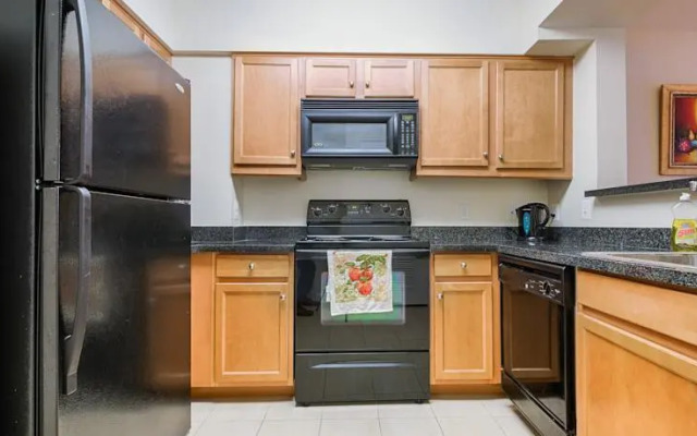 The Lincoln Apartment