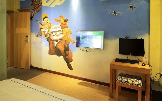 Guilin Kalai Film Theme Hotel