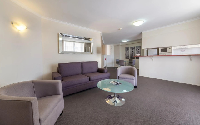 West End Central Apartments