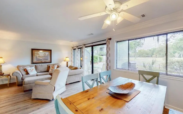 946 Inverness Village