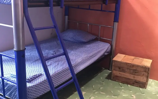 Casa 60 Urban Hostal