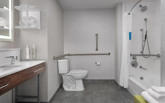 Hampton Inn Birmingham I-65/Lakeshore Drive
