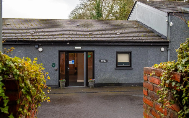 The Enniskillen Hotel and Motel
