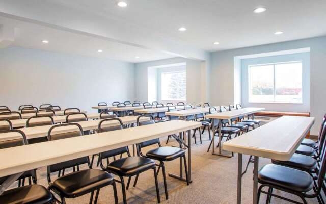 Quality Inn & Suites North/Polaris