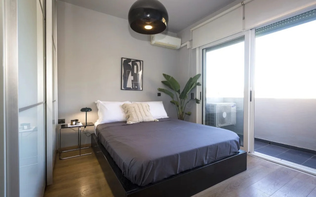 Urban F House