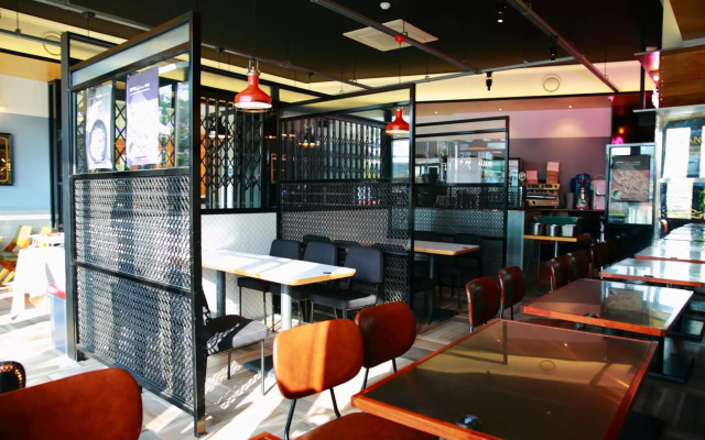 Incheon Airport Hotel Zeumes