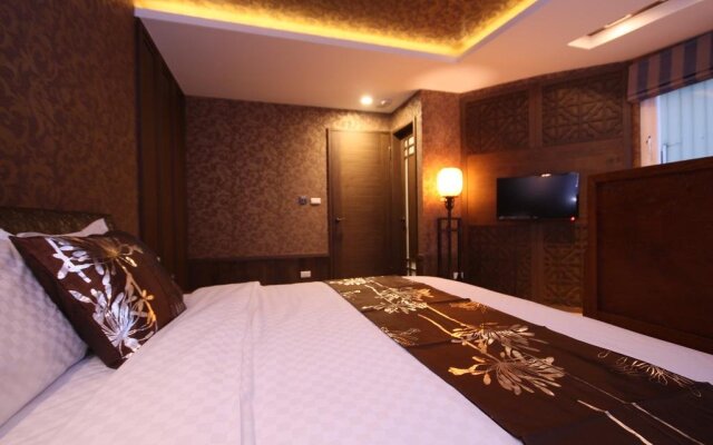 Inn House