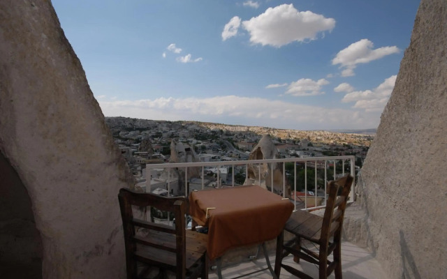 Arif Cave Hotel