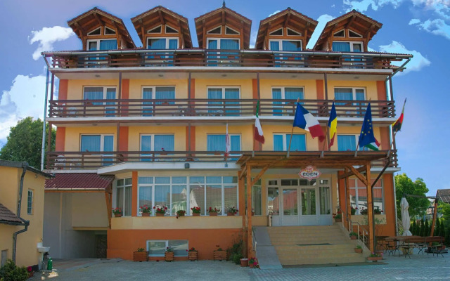 Hotel Eden