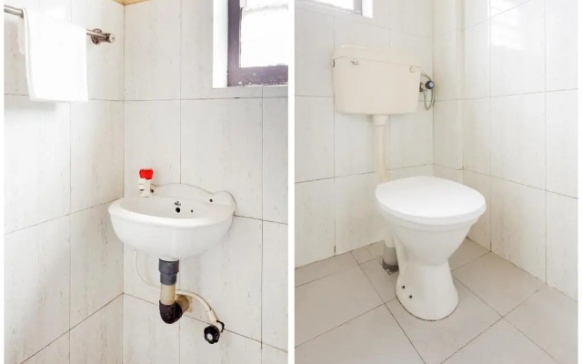 Royal Tourist Home by OYO Rooms