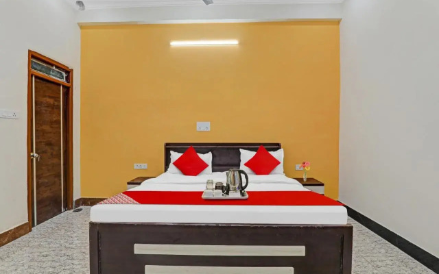Oyo Flagship 70327 Hotel Manu Grand