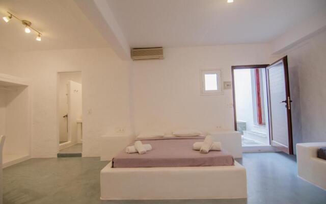 George & Irene Hotel