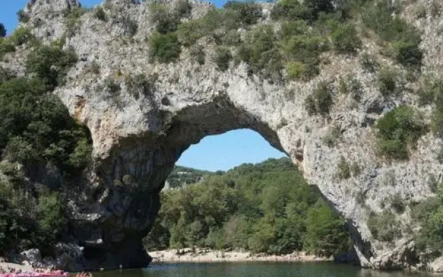 House Grospierres - 5 Pers, 35 M2, 2/1