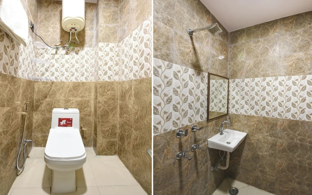 Fabhotel Np International