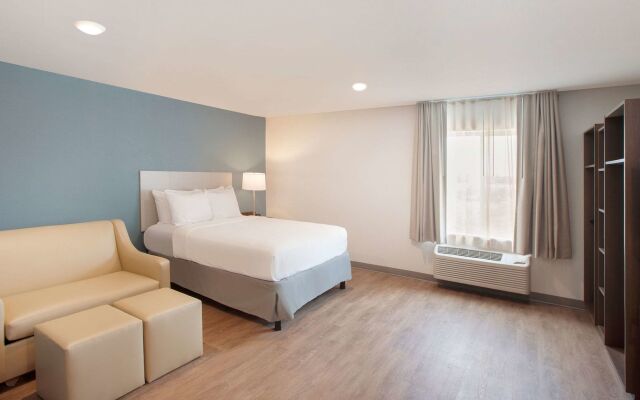 WoodSpring Suites Houston 288 South Medical Center