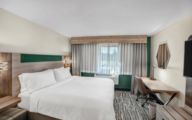 Holiday Inn Express & Suites Hayward by IHG