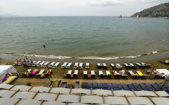 Sun Hotel by En Vie Beach - Adults Only