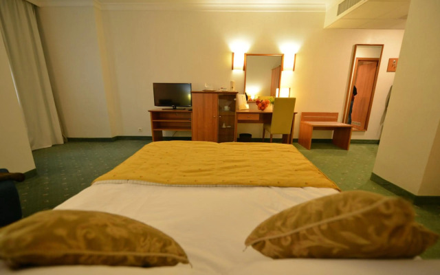Hotel Karpos
