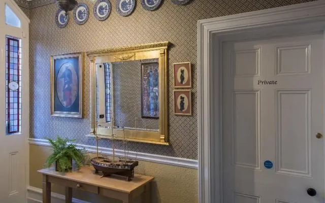 Yorke Lodge Bed & Breakfast